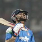 Why live cricket feels better when fans read the match